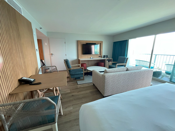 ジュニアスイートの室内2